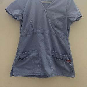 Scrub set